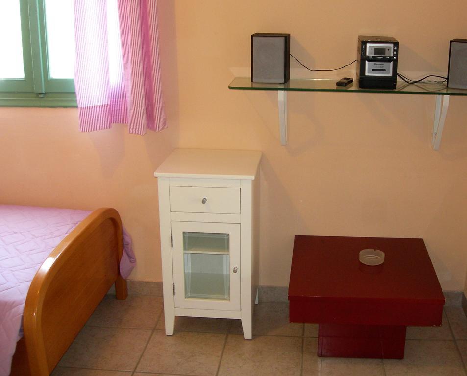 Villa Karmar Hotel Apartments Dassia  Bagian luar foto